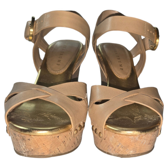 Vintage Women's Ivanka Trump Ithalina Beige Cork Wedge Leatger Sandals Size 8.5 - Picture 3 of 10
